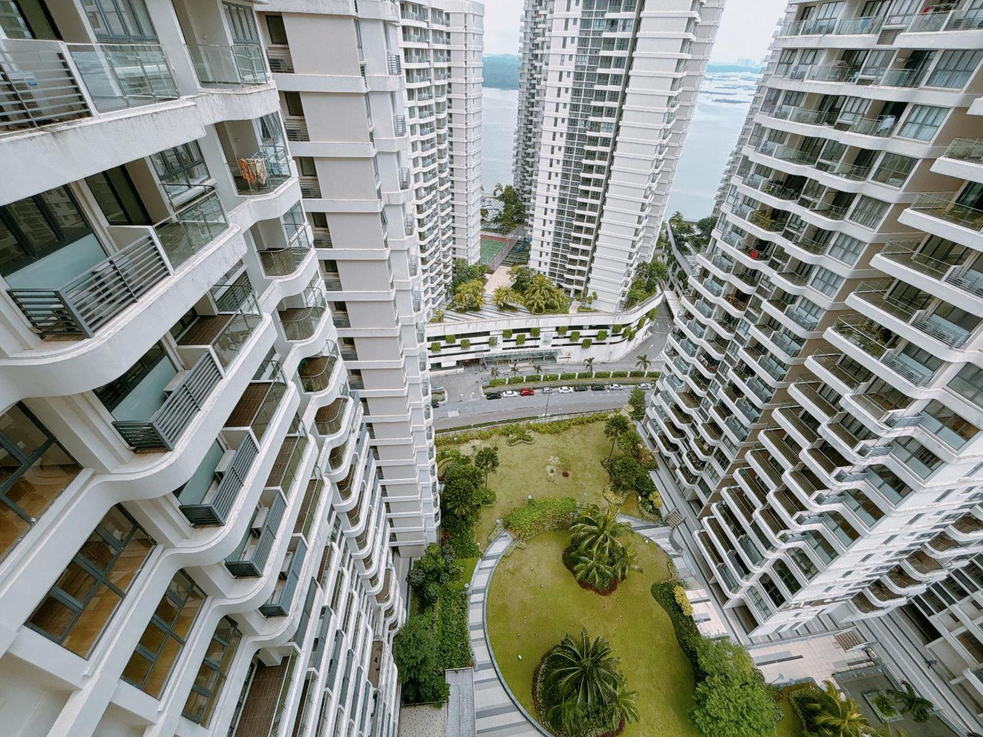 Country Garden Danga Bay By Lions Bay Apartment Johor Bahru Room photo